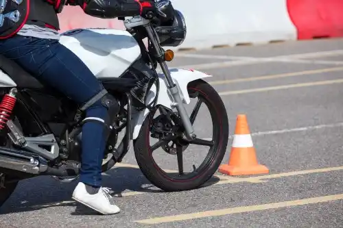 book motorcycle training in Whitby